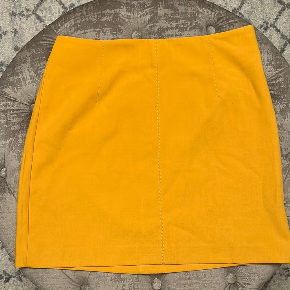 Ann Taylor Yellow Mini Skirt - Size 8